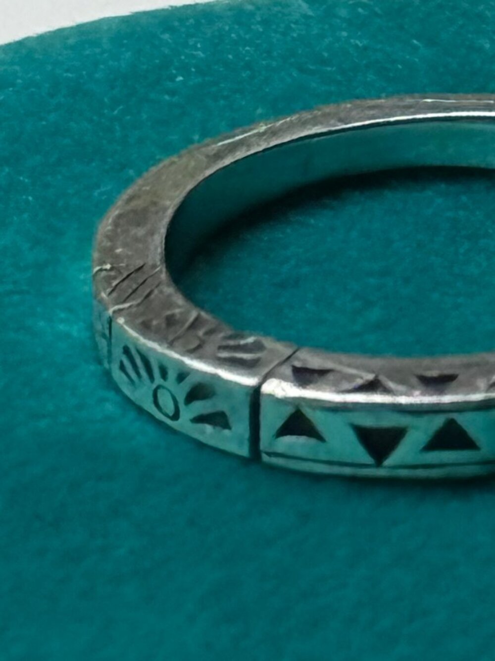 Vintage Southwestern Sterling Silver Stamped Ring with Triangle and Sun Motif - Picture 6 of 6